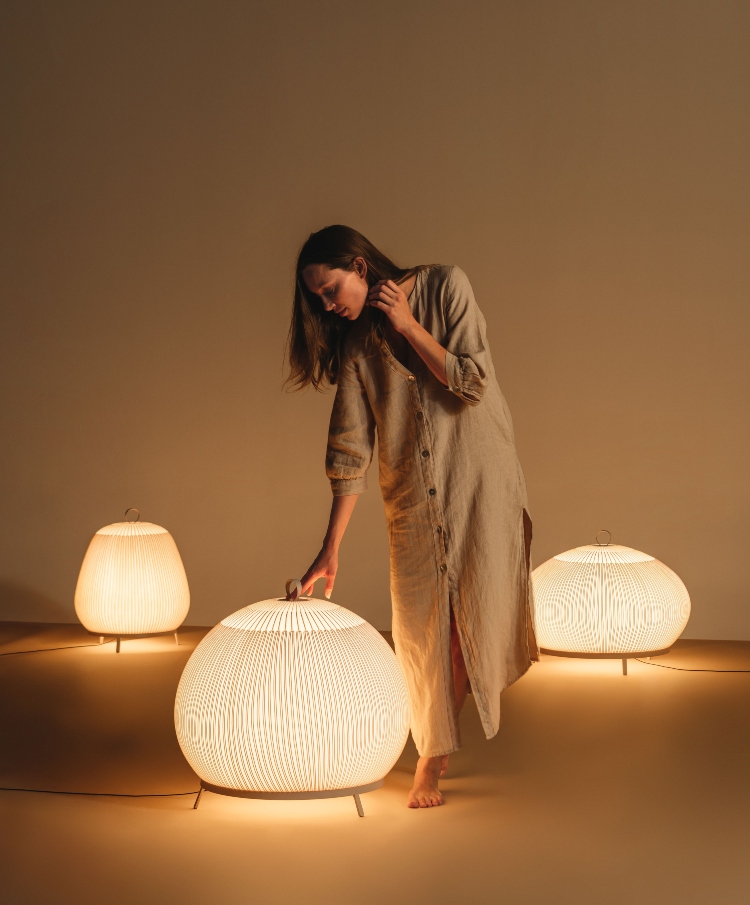 Minimalističke stone i podne lampe pomažu vam da lepo osvetlite svoj dom